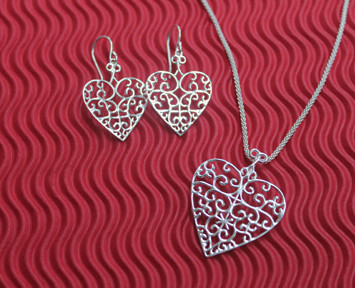 Southern Gates - Heart Jewelry
